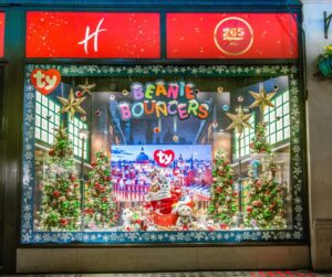 Retail Window Displays PR Event Installation Visual merchandising Prop makers Set Design Large format printing Retail display Beposke Signage Design agency